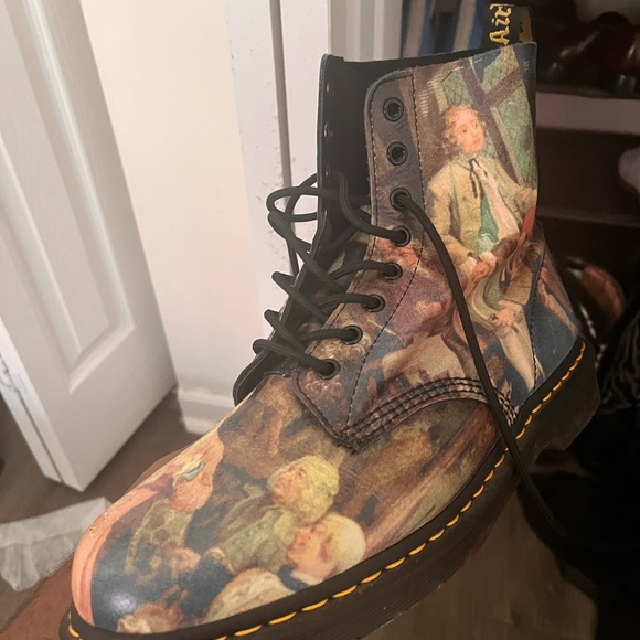 Sz 12 mens hogarth pascal Dr martens 9/10 condition only worn a handful of times - Picture 2 of 4
